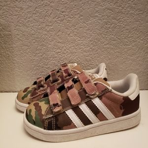 Adidas camo superstars shoes